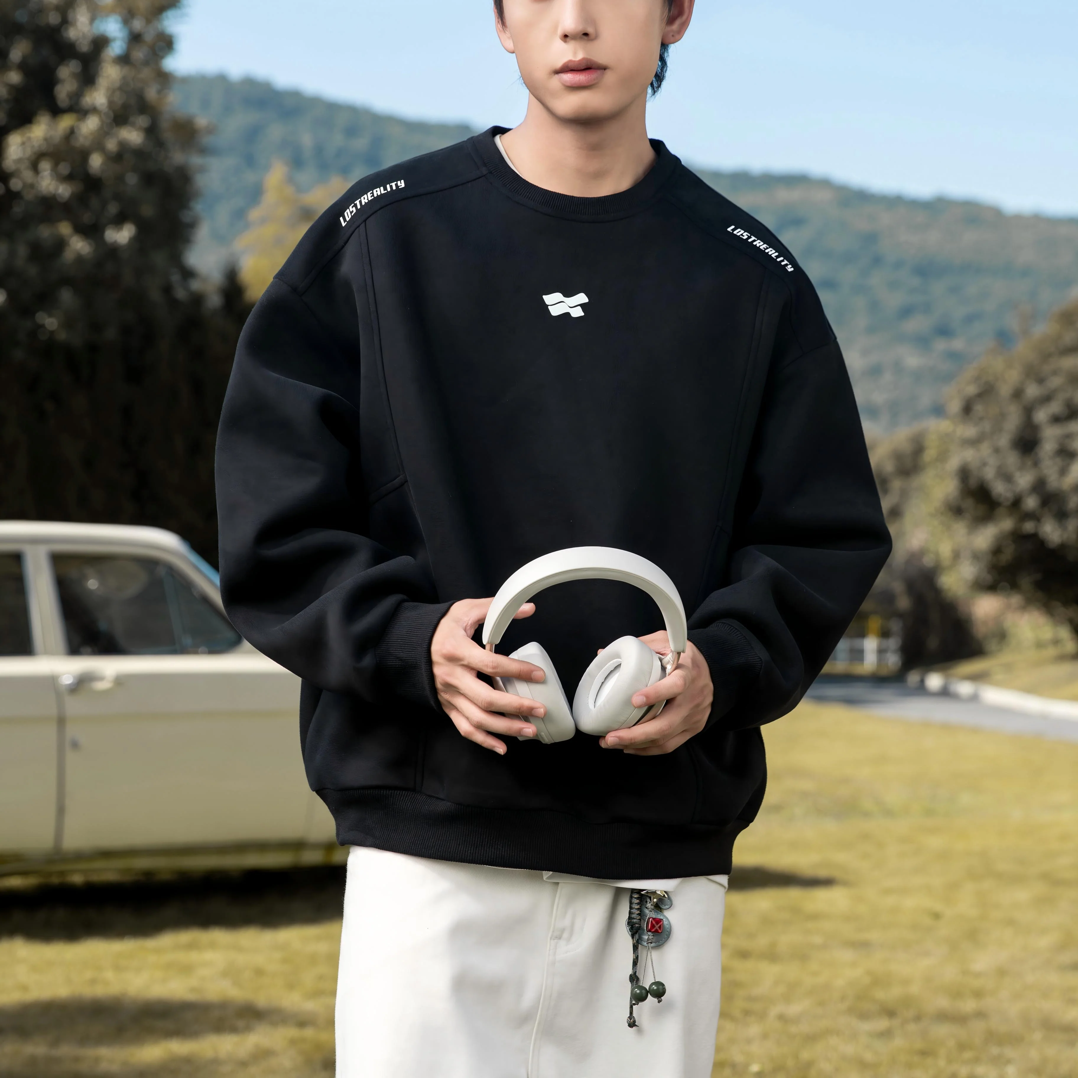 Heavyweight Graphic Sweatshirt - Beauption